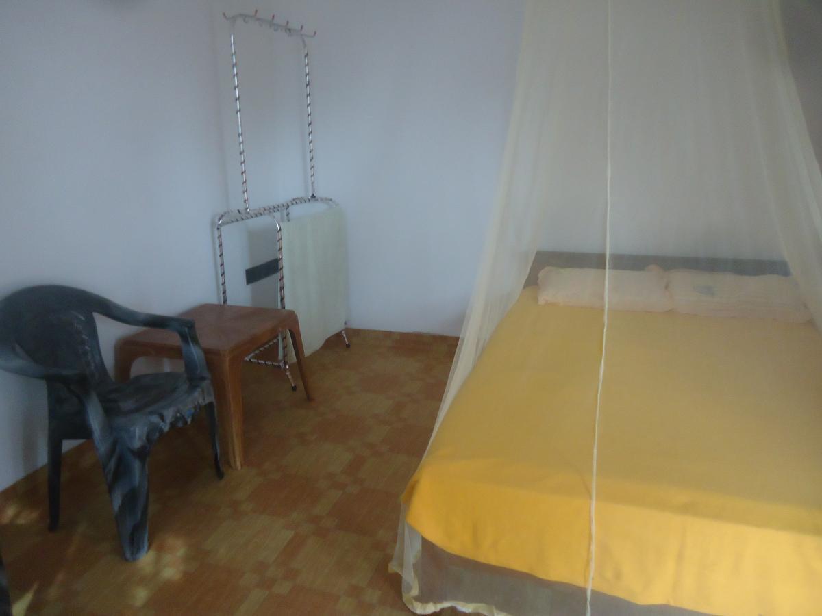 Tharaka Homestay ウェリガマ エクステリア 写真